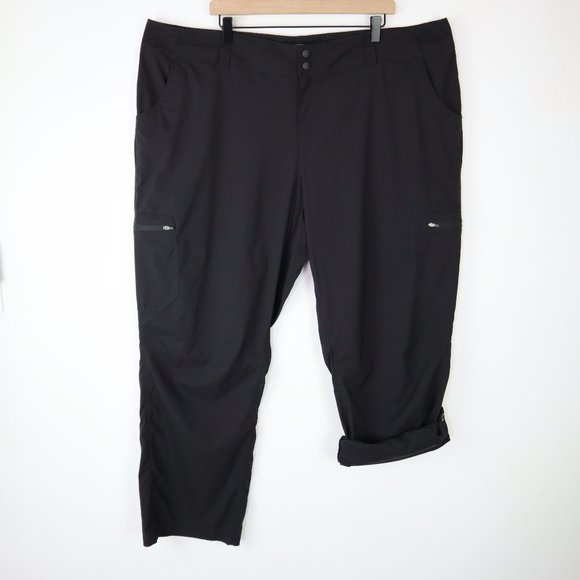 L.L. Bean Pants - LL Bean Womens Pants Black Size 24W Rolled Tab Cargo Convertible Lightweight